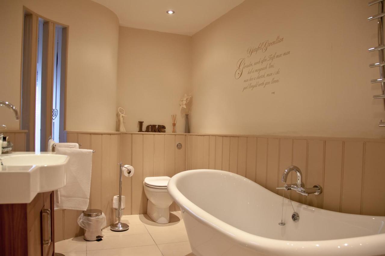 Gwesty'R Emlyn Hotel Newcastle Emlyn Quarto foto