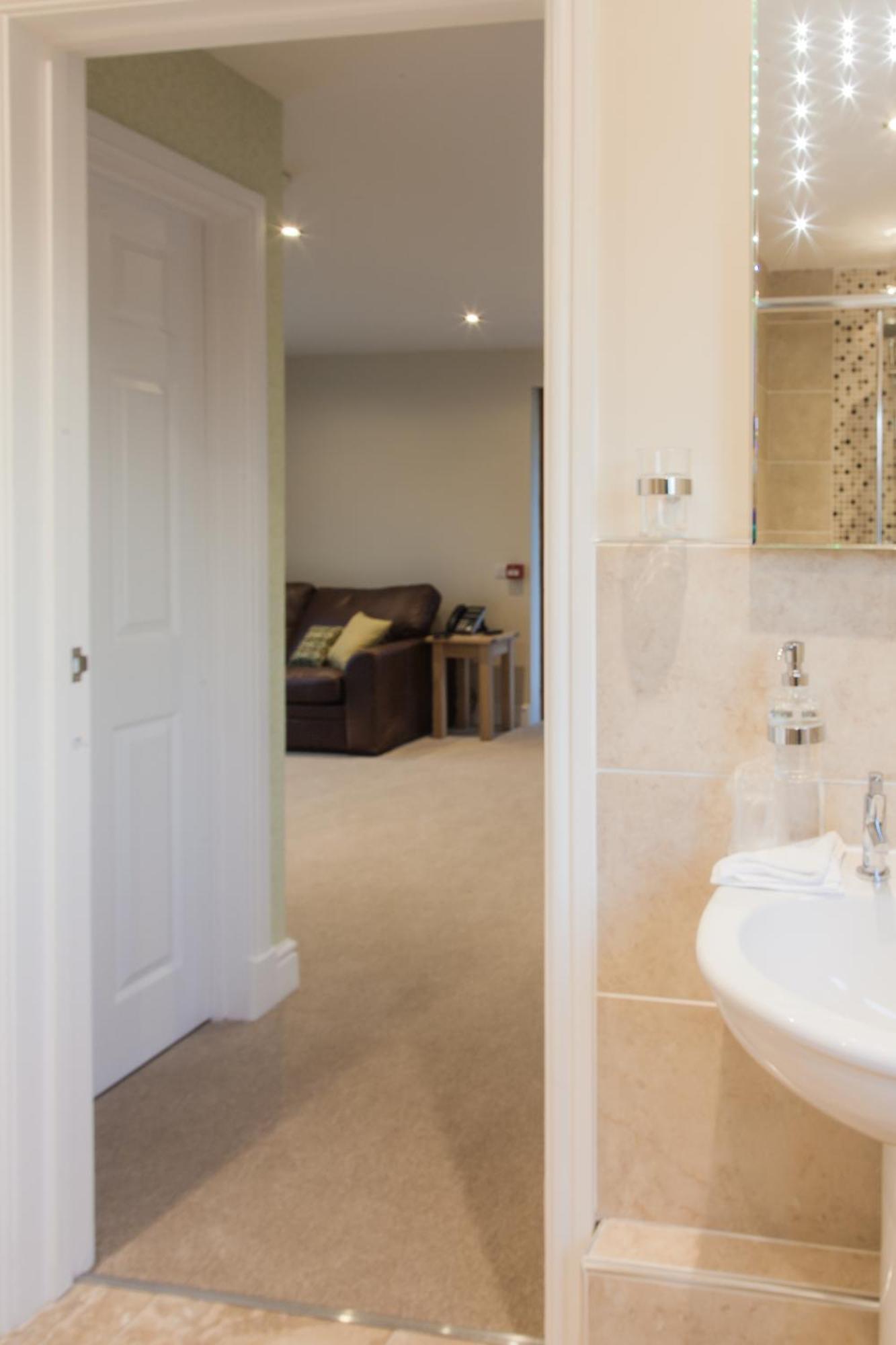 Gwesty'R Emlyn Hotel Newcastle Emlyn Quarto foto